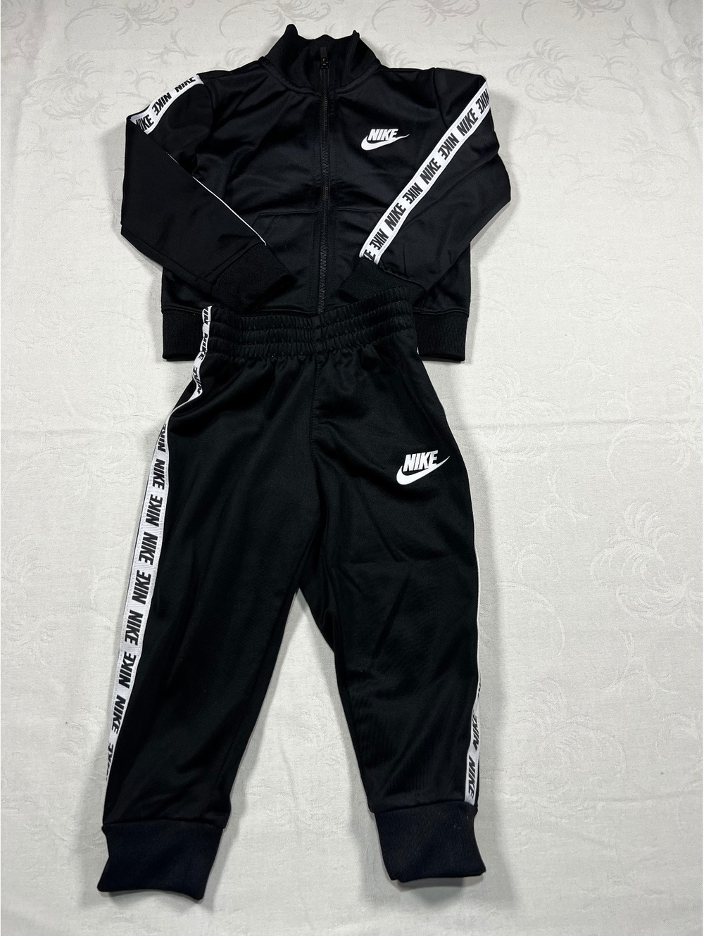 Nike Track Suit Kids 2T Black & White